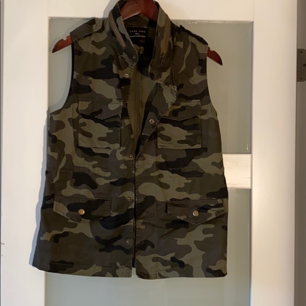Camo vest